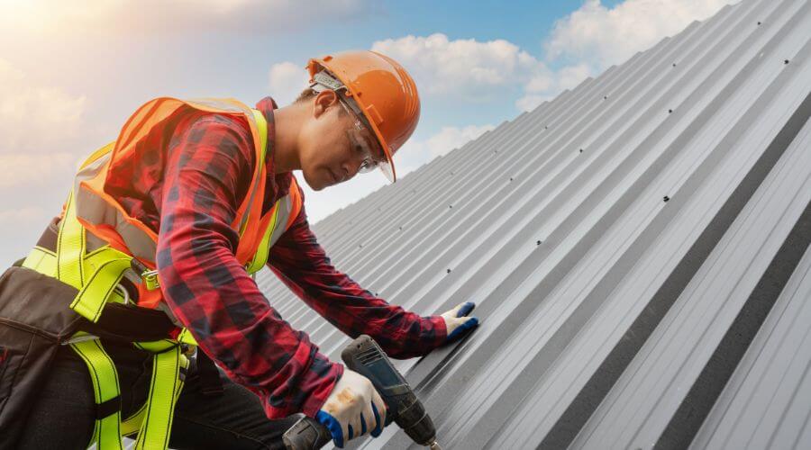 Professional residential roofers in Christopher, IL